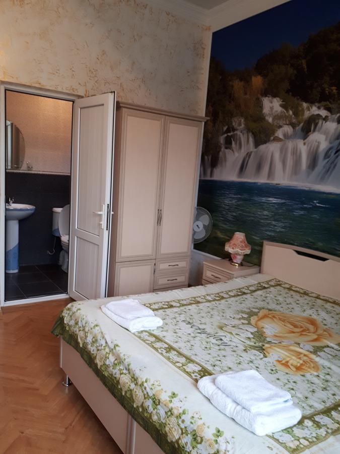 Guest House In Sarpi Exteriör bild